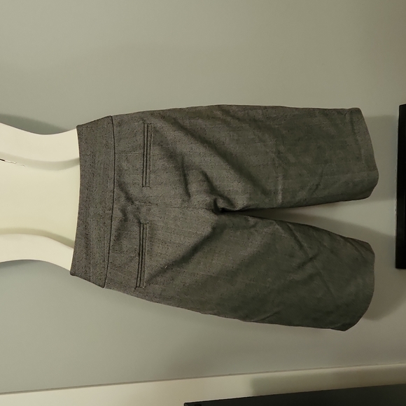 💙 Smart Set Bermuda Shorts - Picture 4 of 7